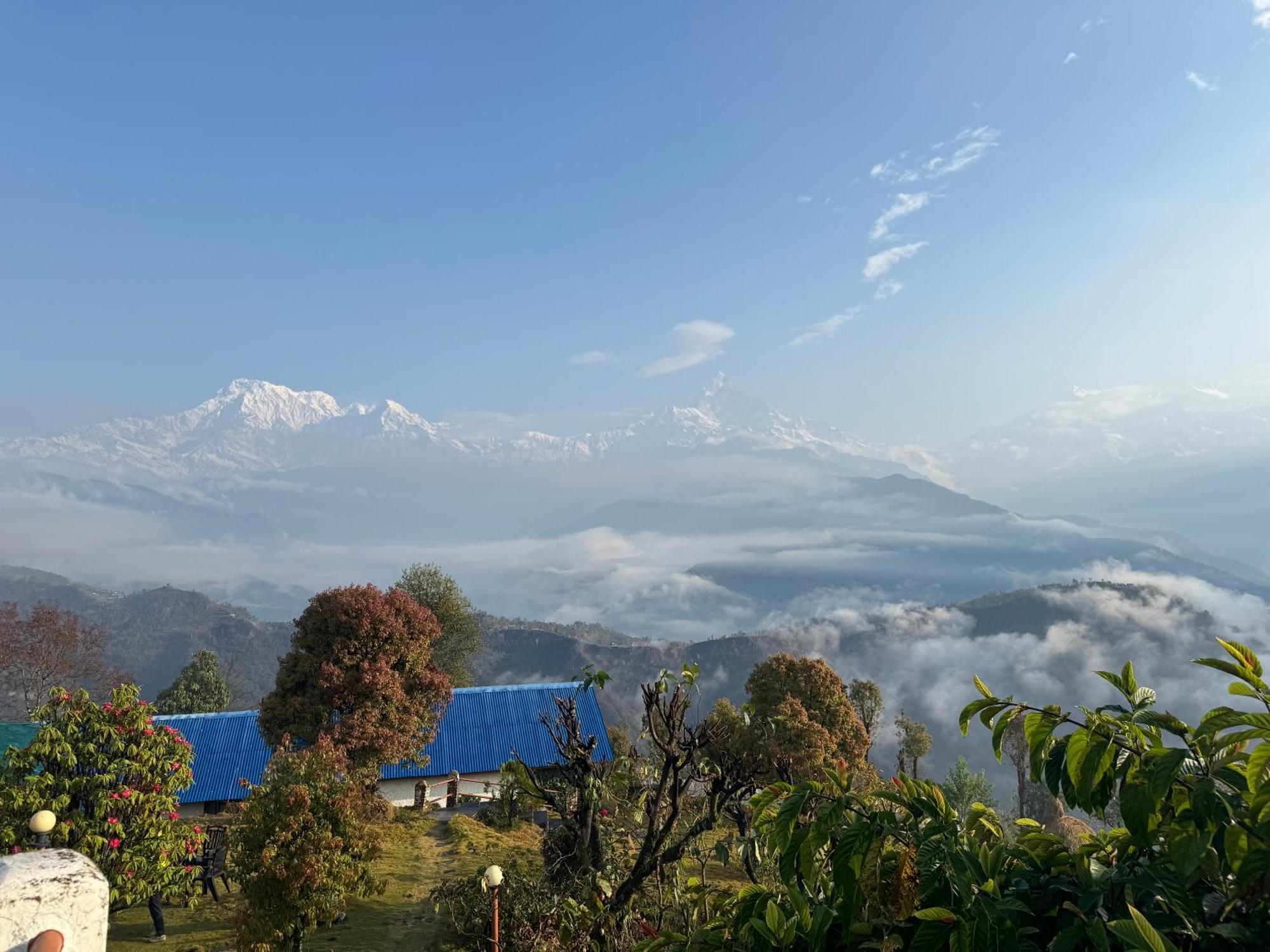 Es Deurali Resort Pokhara Zewnętrze zdjęcie
