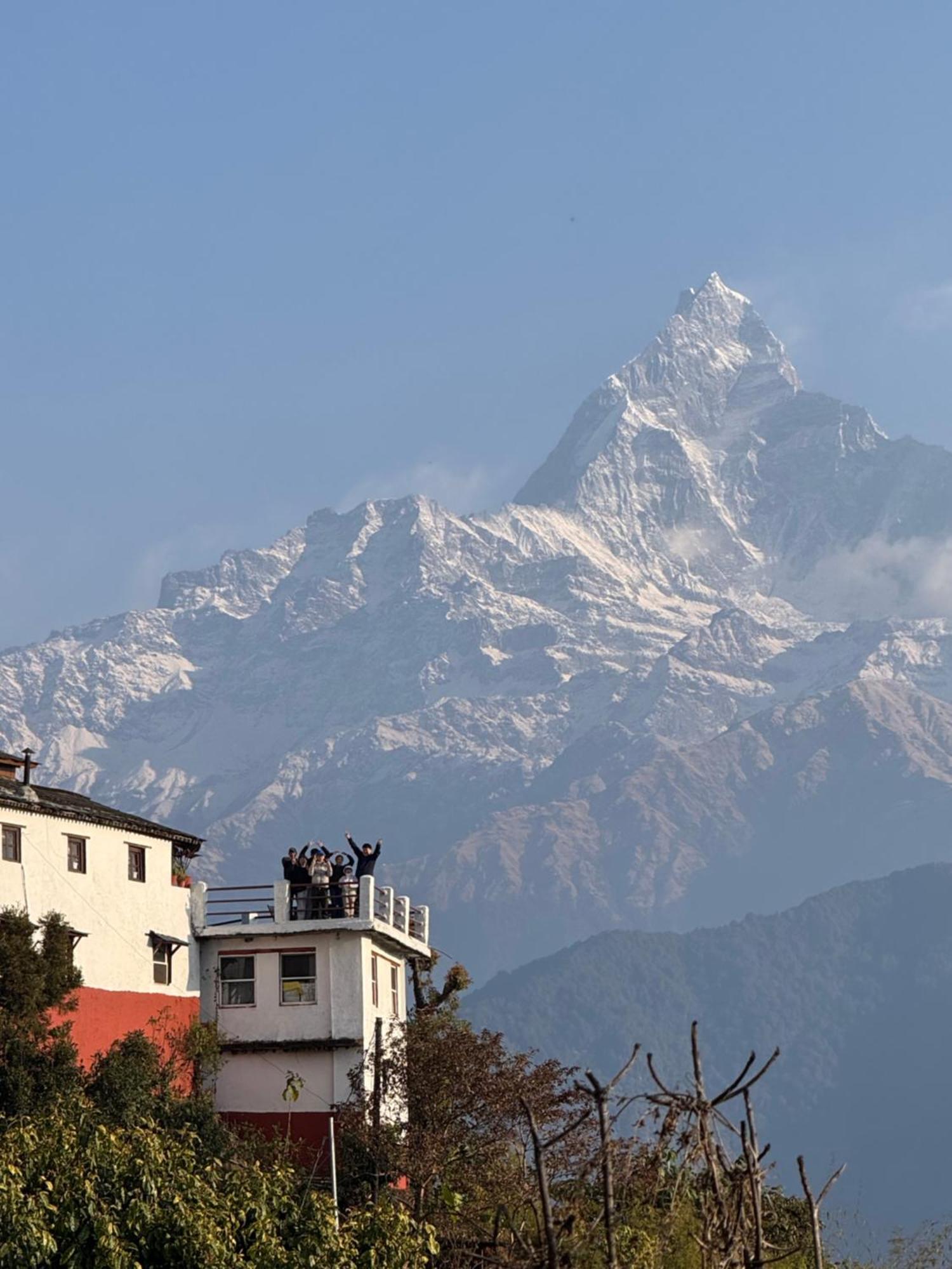 Es Deurali Resort Pokhara Zewnętrze zdjęcie